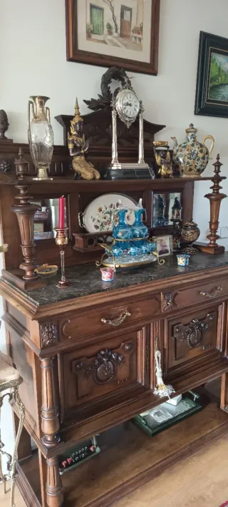Aparador antiguo madera y mármol