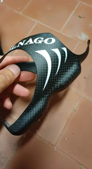 Portabidón Colnago Carbono 3K Mate