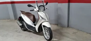Piaggio Medley 125 ABS Scooter