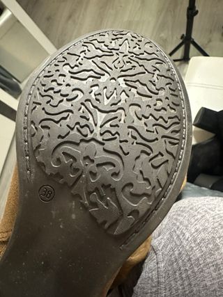 Botas Alpe Ante Marrón con Flecos