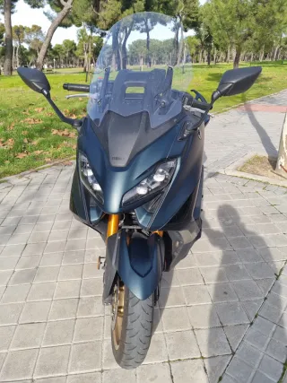 Yamaha T Max 560 2023 - 14.000 km Tech max.XMAX300