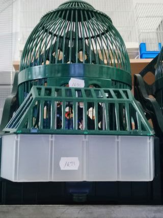 Jaula para pájaros pequeña