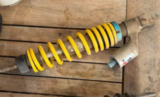 Amortiguador de gas.