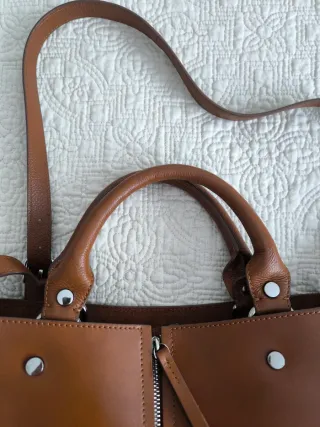 Bolso bucket piel camel Zara