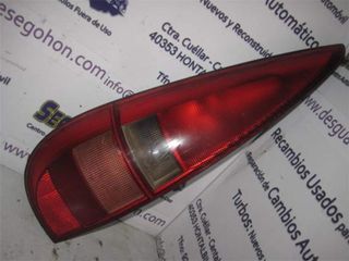 PILOTO TRASERO IZQUIERDO RENAULT LAGUNA GRANDTOUR (K56)