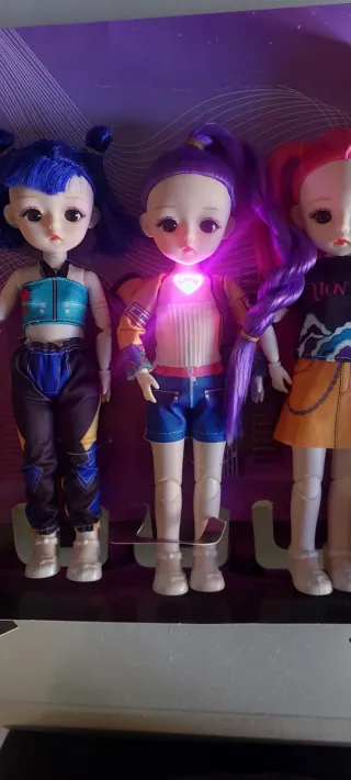 Set 3 Bambole K-Pop con Luci e Suoni
