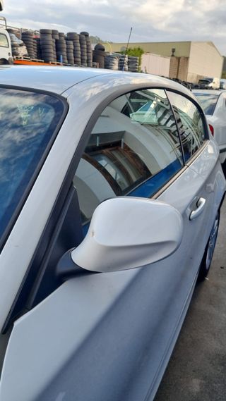 Despiece BMW Serie 1 116i 2011