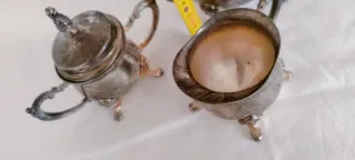 Set da tè vintage in metallo