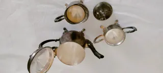 Set da tè vintage in metallo