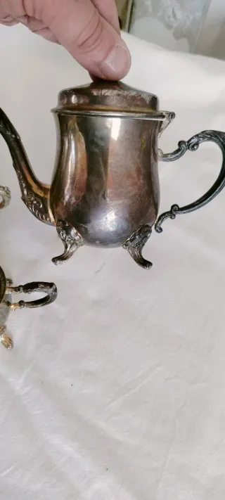 Set da tè vintage in metallo