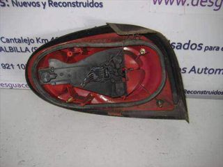 PILOTO TRASERO DERECHO RENAULT MEGANE I CLASSIC (LA0) (4)