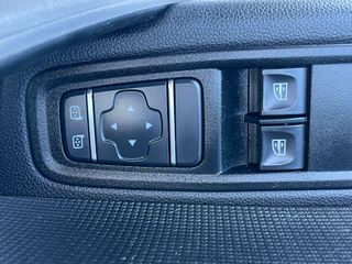 Renault Kangoo 1.5 BlueDCi -Av. Eléctrica- 11.500€