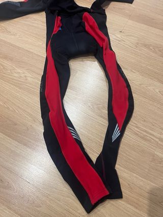 Conjunto Gore Bike Wear: Chaqueta y Culotte