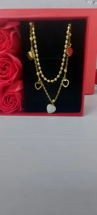 Set Regalo San Valentino Rose e Collana Cuore