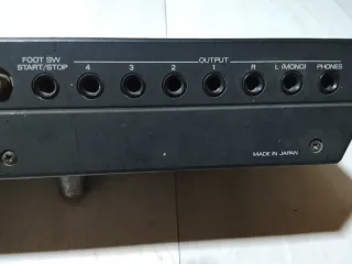 Roland R-5 Caja de Ritmos
