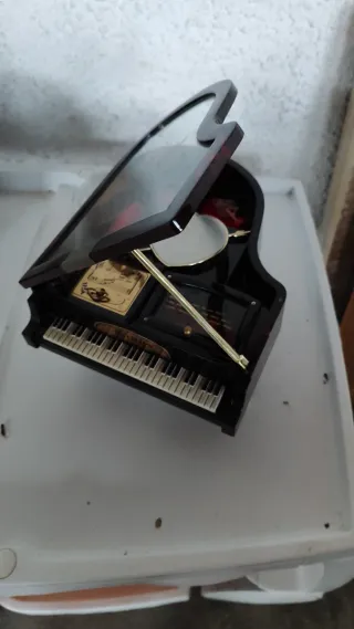 Joyero Caja de Música Piano
