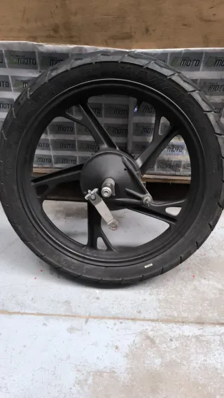 Llanta Trasera Maxxis Honda CB125F (2024)