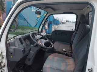 Nissan Cabstar 2005