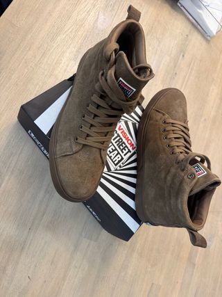 Zapatillas Vision Street Wear Suede High Top Marro