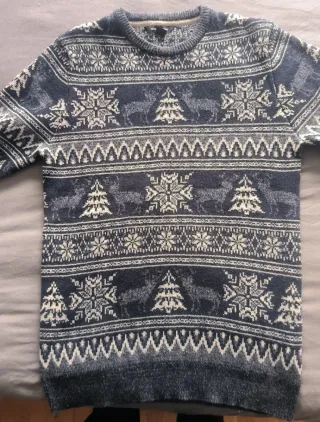 Jersey cuello redondo estampado invierno.