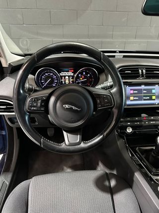 Jaguar XE 2.0 AJ200D Diesel RWD 180cv XE-Pure