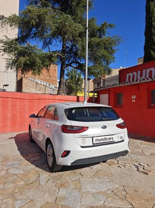 Kia Ceed 1.0 T-GDi 88kW (120CV) Drive