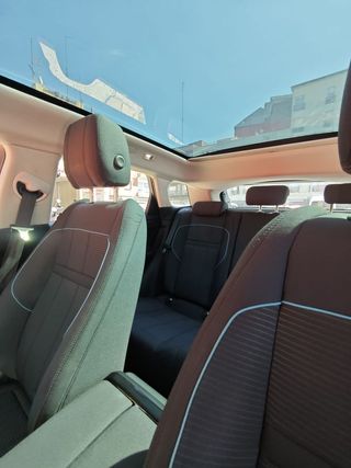 Land-Rover Range Rover Evoque 2.0 D150 FWD