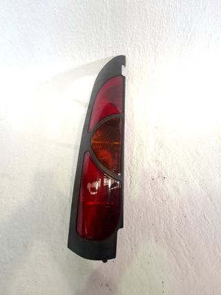 PILOTO TRASERO IZQUIERDO RENAULT KANGOO (KC0/1_)