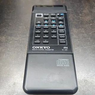 Mando Onkyo RC-196C para CD