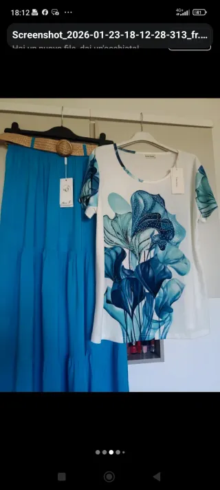 Completo gonna + T-shirt nuovi con cartellino