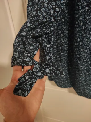 Vestido H&M estampado floral azul talla M