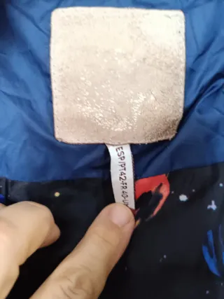 Chaqueta de plumas azul entallada mujer