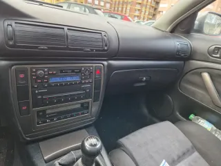 Volkswagen Passat 1.9 TDI 130CV