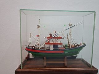 Maqueta de barco pesquero ESCUCHO OFERTAS