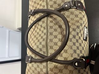 Valigia grande Gucci nuova con cinghia