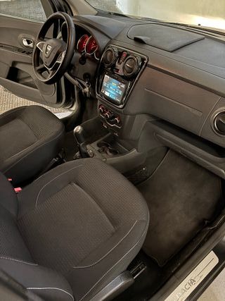 Dacia Lodgy TCe 115 c.v Laureate 115 c.v