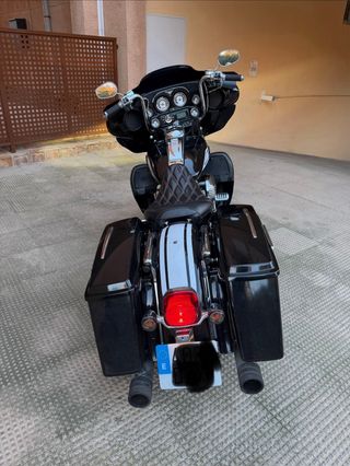 Harley Davidson Ultra Classic Electra Glide CVO