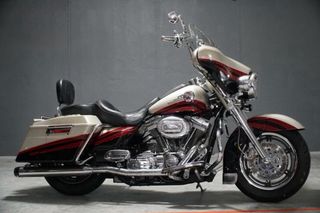 Harley Davidson Ultra Classic Electra Glide CVO