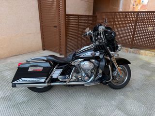 Harley Davidson Ultra Classic Electra Glide CVO