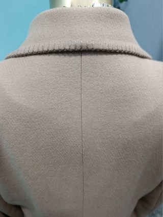 Americana beige de lana suave