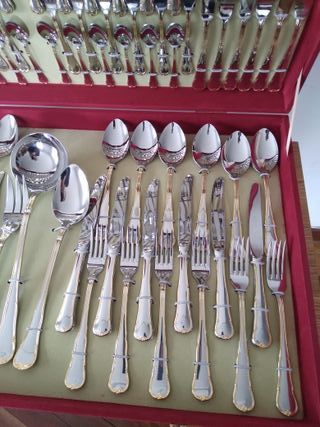 Cubertería Cruz de Malta 114 piezas