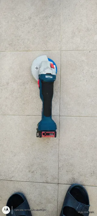 Set Herramientas Bosch 18V Taladro y Amoladora