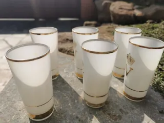 6 Antichi Bicchieri con Bordo Dorato