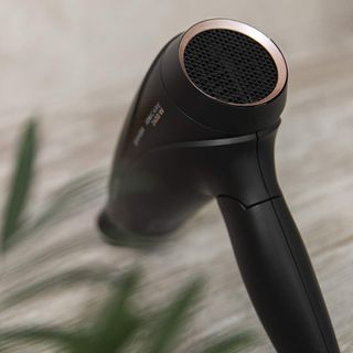 Secador Cecotec Bamba IoniCare 5450 Negro. Nuevo