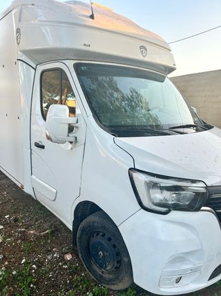 Renault Master 2021