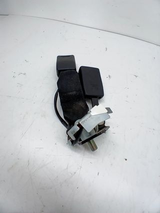 ENGANCHE CINTURON TRASERO CENTRAL MAZDA 6