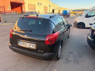 Peugeot 207 sw gasolina 95cv