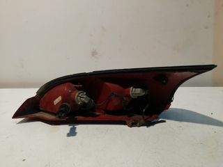 PILOTO TRASERO DERECHO FORD FOCUS BERLINA (CAK) (3)