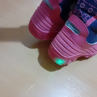 Botas de agua niña rosas y azules. Talla 30