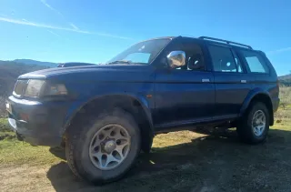 Mitsubishi Montero 1999